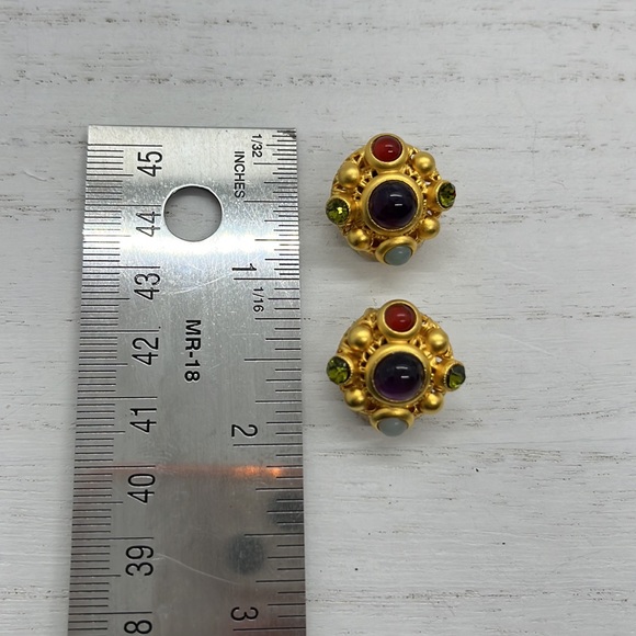 Vintage Jeweled Natasha Stambouli Signed Clip-on Earrings, 24K GP, Semi Precious - Picture 8 of 8